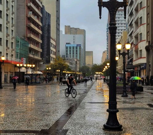 centro-de-Curitiba.jpg